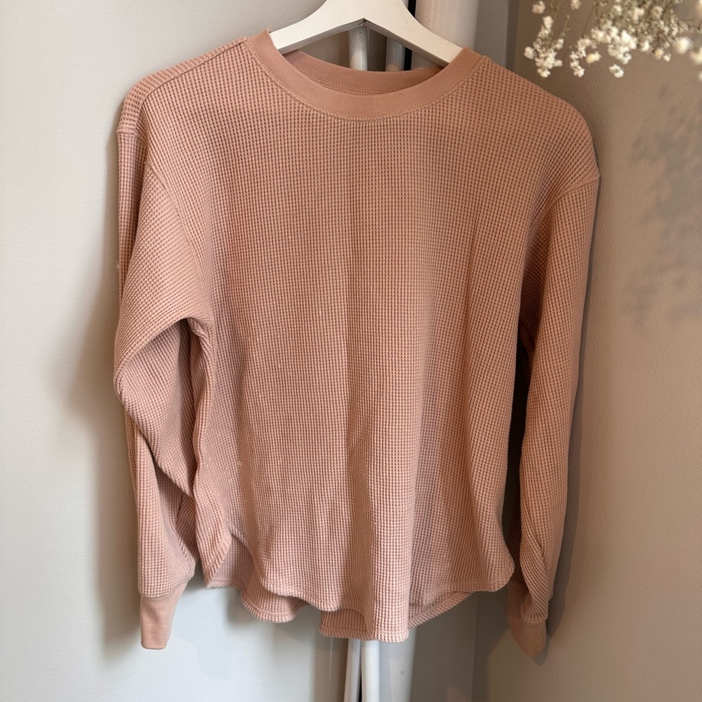 Uniqlo waffle crew long sleeve t shirt in pink with some paint like splatter